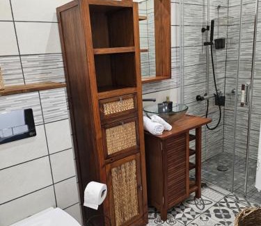 Guecelard Cama Y Desayuno | Les chambres d'Estelle