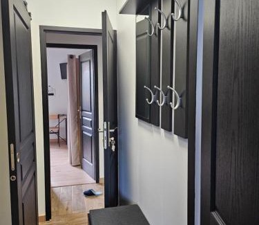 Guecelard Cama Y Desayuno | Les chambres d'Estelle