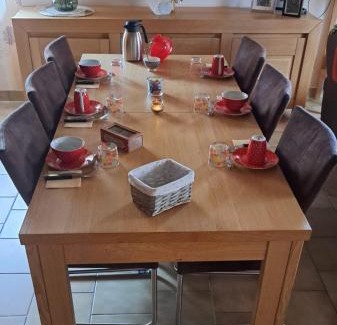 Mauleon Cama Y Desayuno | Les Chambres d'Isa, 15km du Puy du Fouu
