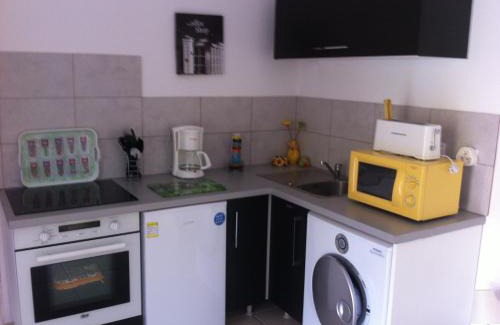 Aups Apartamento | Les cigales des prés Studio