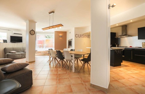 Bourg-Saint-Andeol Casa | Casa rural "Les cigales"