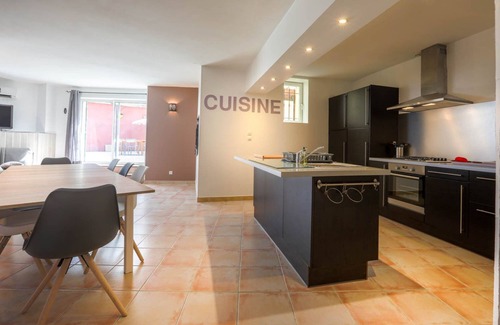 Bourg-Saint-Andeol Casa | Casa rural "Les cigales"