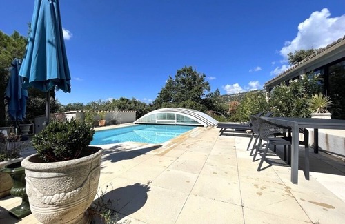 Saint-Saturnin-les-Apt Cabaña | les Colombes 70 m² vue Luberon, Pres Village, Dans la Garrigue, Piscine Chauffée