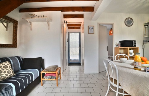 Domino Casa | Les Conches by Interhome