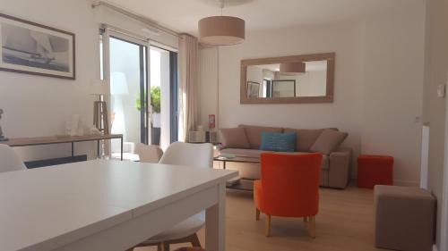 Rotheneuf-Le Pont Apartamento | Les Cyprès - Appt avec terrasse proche plage