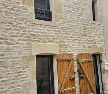 Saint-Regnobert-de-la-Cote-de-Nacre Casa | les deux pieds sous la couette