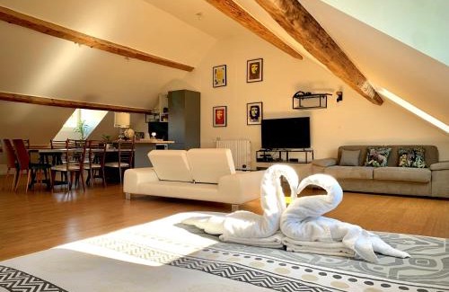 Besancon Old Town Apartamento | Les Fabuleux appartements du Coeur de ville - Place Victor Hugo