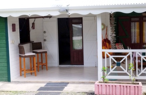 Anse-Bertrand Casa | LES FLAMBOYANTS LA PETITE MAISON CRÉOLE