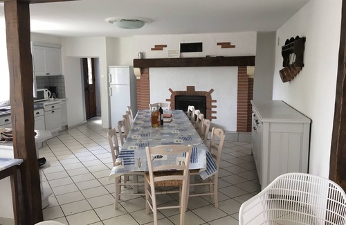 Castelnau-de-Montmiral Casa | Gîtes de Crabet