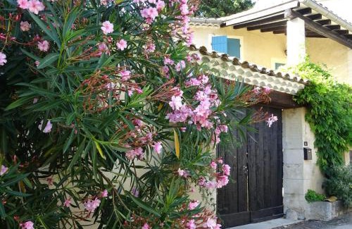 Grignan Casa | Les Grés Logis de Charme