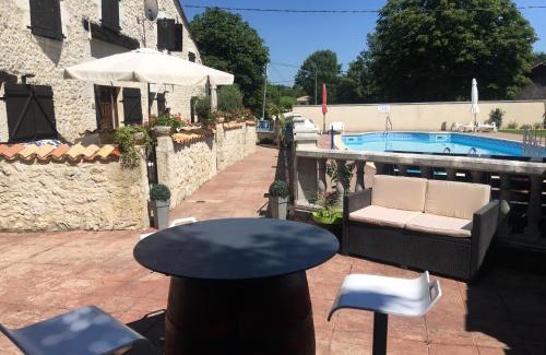 Les Leves-et-Thoumeyragues Casa | LES GRANGES