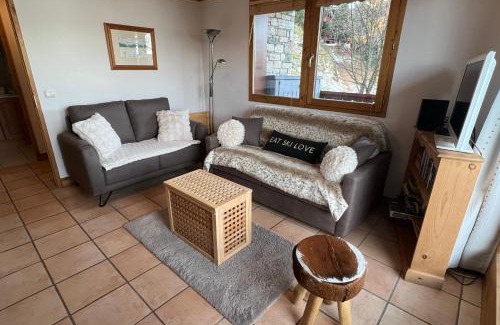 Montalbert Apartamento | Les Granges 13 6-8 person