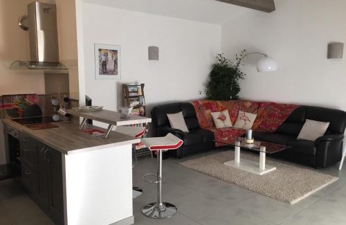 Eyragues Casa | Les Hauts d'Eyragues gite Rêverie Meublé classé 4 étoiles