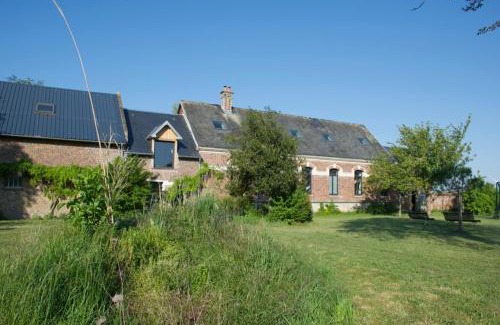 Roye-sur-Matz Cama Y Desayuno | Les Insolites