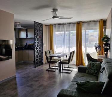 Saint-Denis Apartamento | Les jardins de la riviére , cinq minutes à pieds du barachois , très proche du centre ville de Saint denis