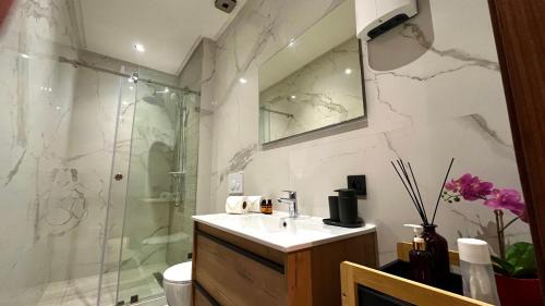 RACINE EXTENSION Apartamento | Les Joyeux Luxury Suites & Appart