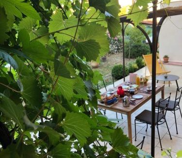 Camps-la-Source Cama Y Desayuno | Les Lauriers