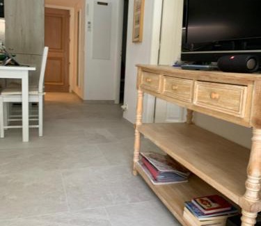 Cavalaire-sur-Mer Apartamento | Les Lavandiers appartement rénové totale avec climatisation