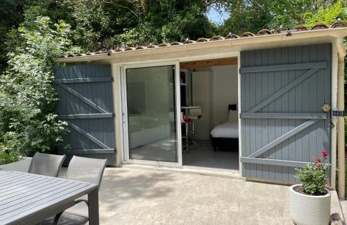 Auriol Cama Y Desayuno | Les Loriots - Studio indépendant, refuge nature entre Aix et Marseille
