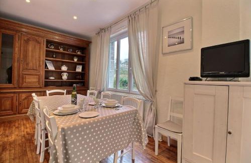 Sables-d'Or-les-Pins Casa | Les magnolias