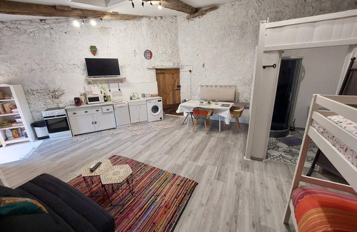 Tuchan Cabaña | Les Maisons de Gaïa: Renovated barn