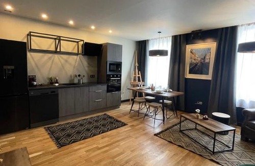 Lens Apartamento | les MAMA Tissia
