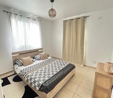 Les Avirons Apartamento | Les Manzèls, location saisonnière entre mer et forêt