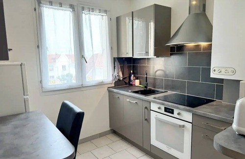 Troyes Apartamento | Les Marots - Wifi - Balcony - close to downtown