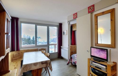 Reberty Apartamento | Les Menuires: Appart 2 pièces+Coin Montagne, 5 pers, Ski aux pieds, Balcon, Ascenseur - FR-1-178-116