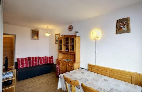 Reberty Apartamento | Les Menuires: Appart 2 pièces+Coin Montagne, 5 pers, Ski aux pieds, Balcon, Ascenseur - FR-1-178-116