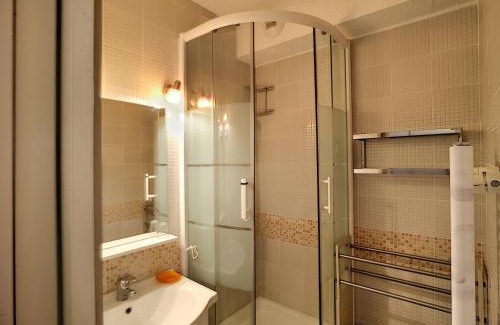 Reberty Apartamento | Les Menuires: Appart 2 pièces+Coin Montagne, 5 pers, Ski aux pieds, Balcon, Ascenseur - FR-1-178-116