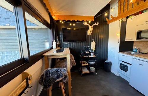 Les Menuires Apartamento | Les Menuires centre! Chaleureux studio sur les pistes!