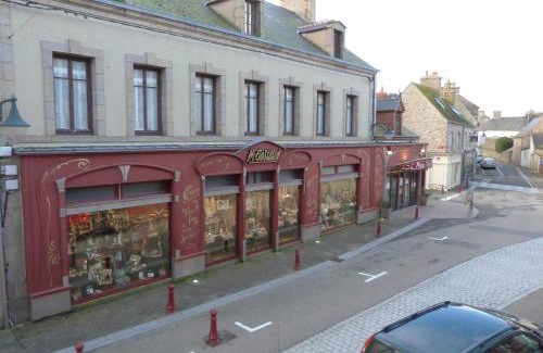 Saint-Vaast-la-Hougue Casa | "Les Mouettes" Maison de pêcheur en centre ville