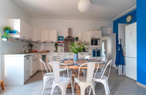 Clohars-Carnoet Casa | Les Myosotis - Maison typique pour 12