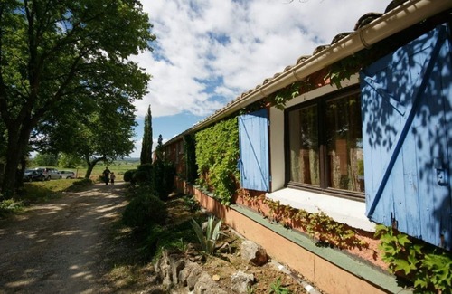 Saint-Dezery Apartamento | Les Olivettes - Gite Romance