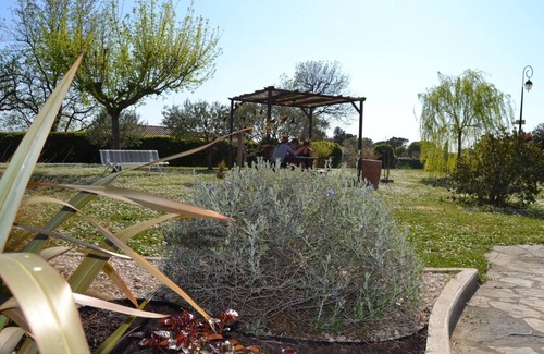 Saint-Dezery Apartamento | Les Olivettes - Gite Nature