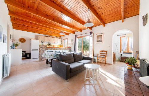 Regusse Casa | Les Olivettes - Maison très calme Parking privé