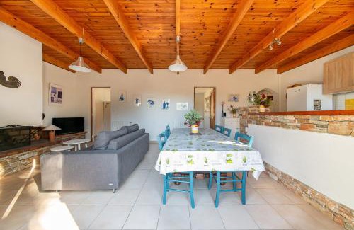 Regusse Casa | Les Olivettes - Maison très calme Parking privé