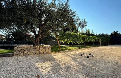 Bezouce Casa | Les Olivettes - Serenity and charm between Nîmes and the Pont du Gard