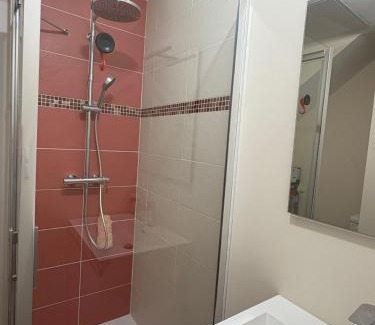 Marigne-Laille Apartamento | Les Paddocks du Damier Manceau