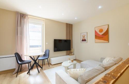 La Roche-sur-Yon Apartamento | Les Pierres dorées - Moderne & Confort