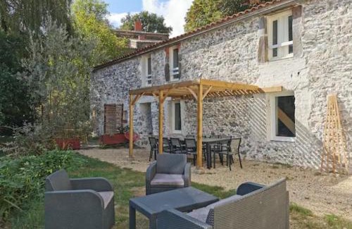 Le Boupere Casa | les rives du Lay gîte Joly