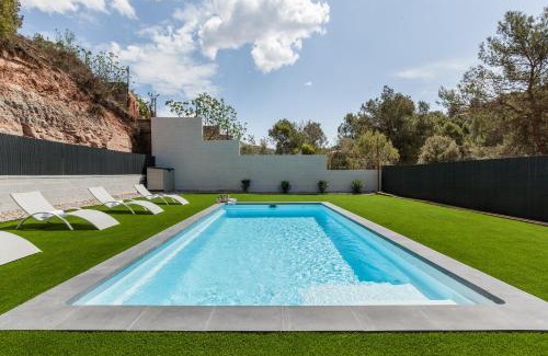 Castellnou de Bages Chalet De Esquí | Les Roques