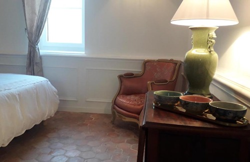Cormeilles-en-Vexin Cama Y Desayuno | Les Salons Fleuris