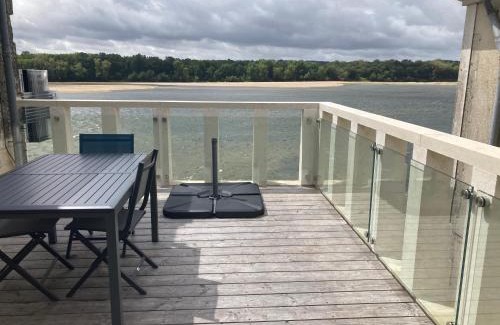 Saint-Mathurin-sur-Loire Apartamento | Les sternes de st Mathurin sur Loire , terrasse sur la Loire