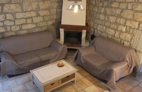 Berrias-et-Casteljau Casa | Les Templiers