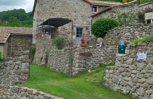 Saint-Pierre-de-Colombier Cama Y Desayuno | Les Terrasses de Collanges