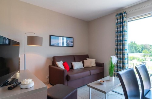 Concarneau Apartamento | Les Thermes 521 - Appt proche plage avec piscine partagée