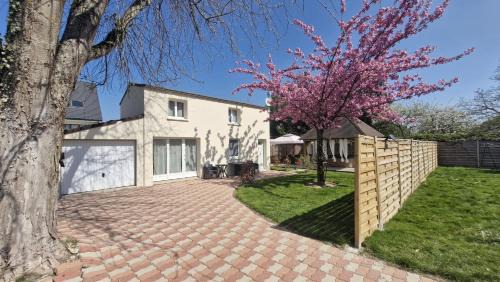 Les Breviaires Casa | Les Trois Palmiers - Jardin, Jacuzzi privatifs