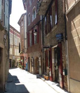 Les Vans Apartamento | Les Vans - Charmant appartement au cœur du village